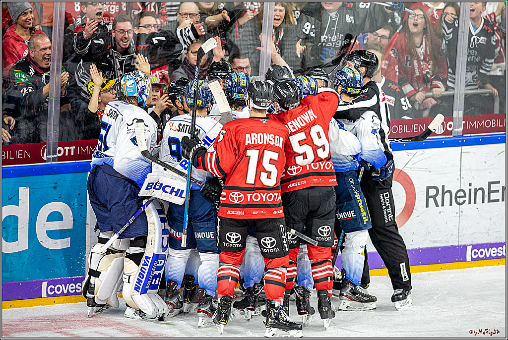 DEL; Koelner Haie - ERC Ingolstadt; Koeln, 15.12.2019